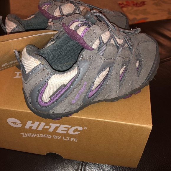 Brand new HI-TEC - Picture 6 of 7